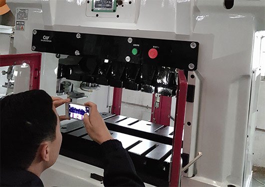 High-speed precision punch stamping gap