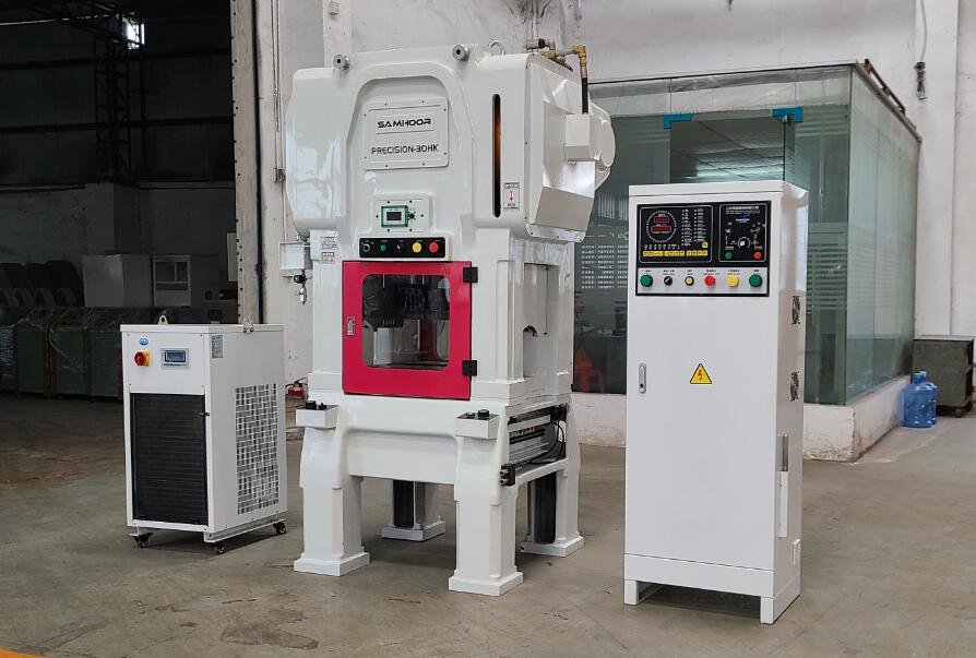 Automatic stamping production of stapler nails-SAMHOOR precision-30hk